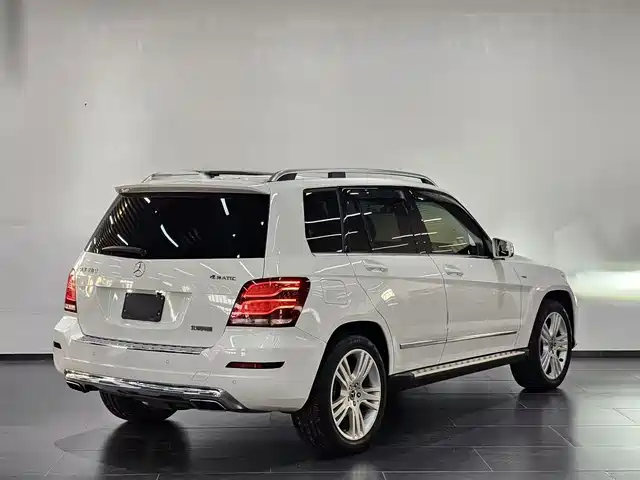 Mercedes-Benz GLK-Class 2015 GLK 260 4MATIC Dynamic Ultimate Edition — фото 3