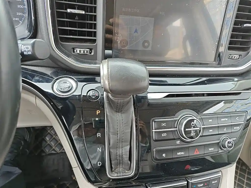 GAC Trumpchi Trumpchi M8 2020 390T Prestige фото 14