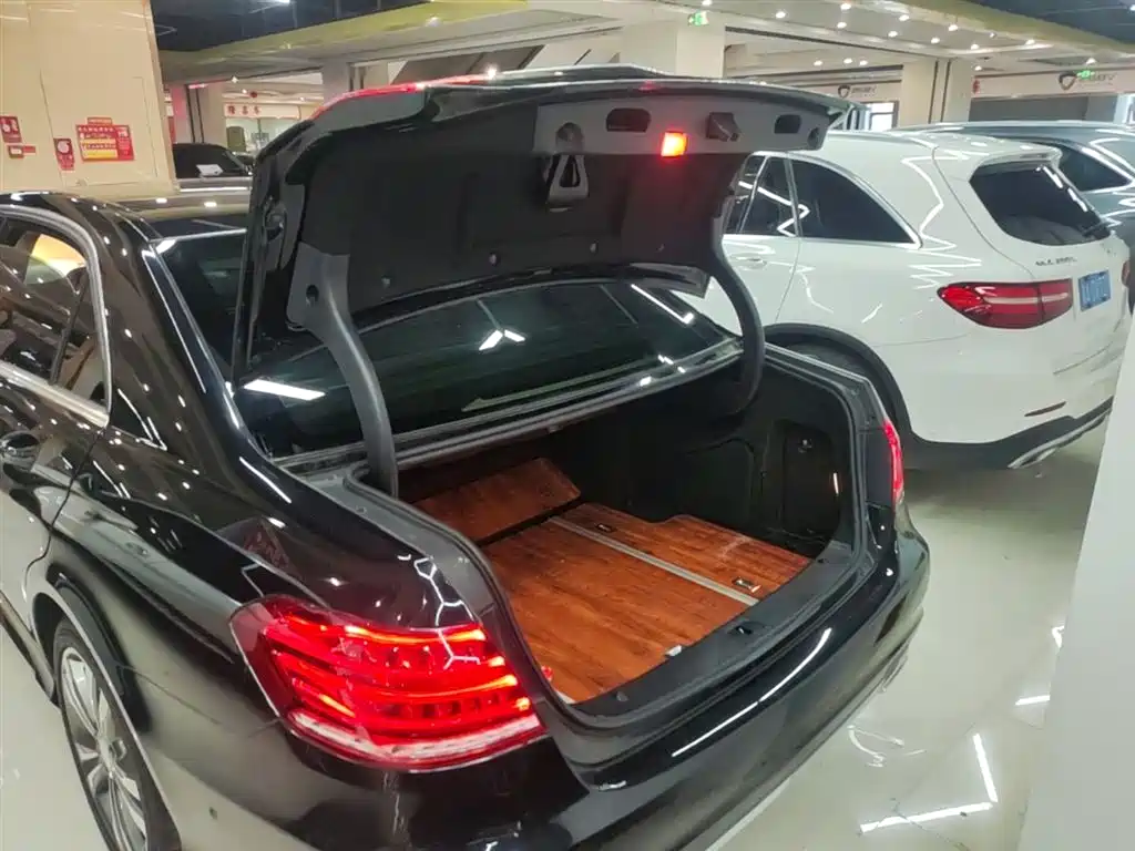 Mercedes-Benz E-Class 2015 Facelift E 260 L Sport фото 19