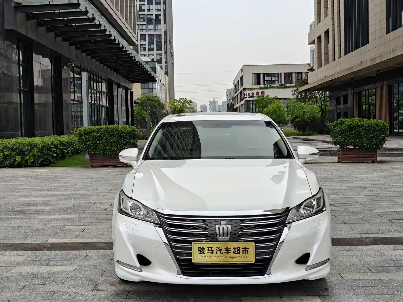 Toyota Crown 2015 2.0T Fashion фото 3