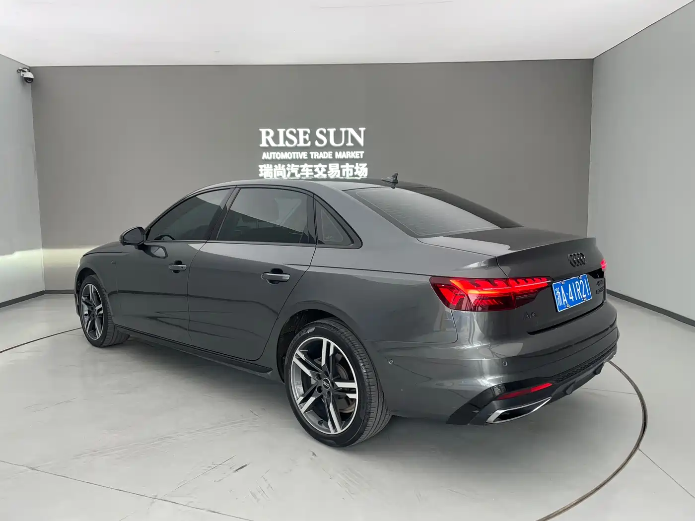 Audi A4L 2022 40 TFSI Luxury Dynamic фото 13