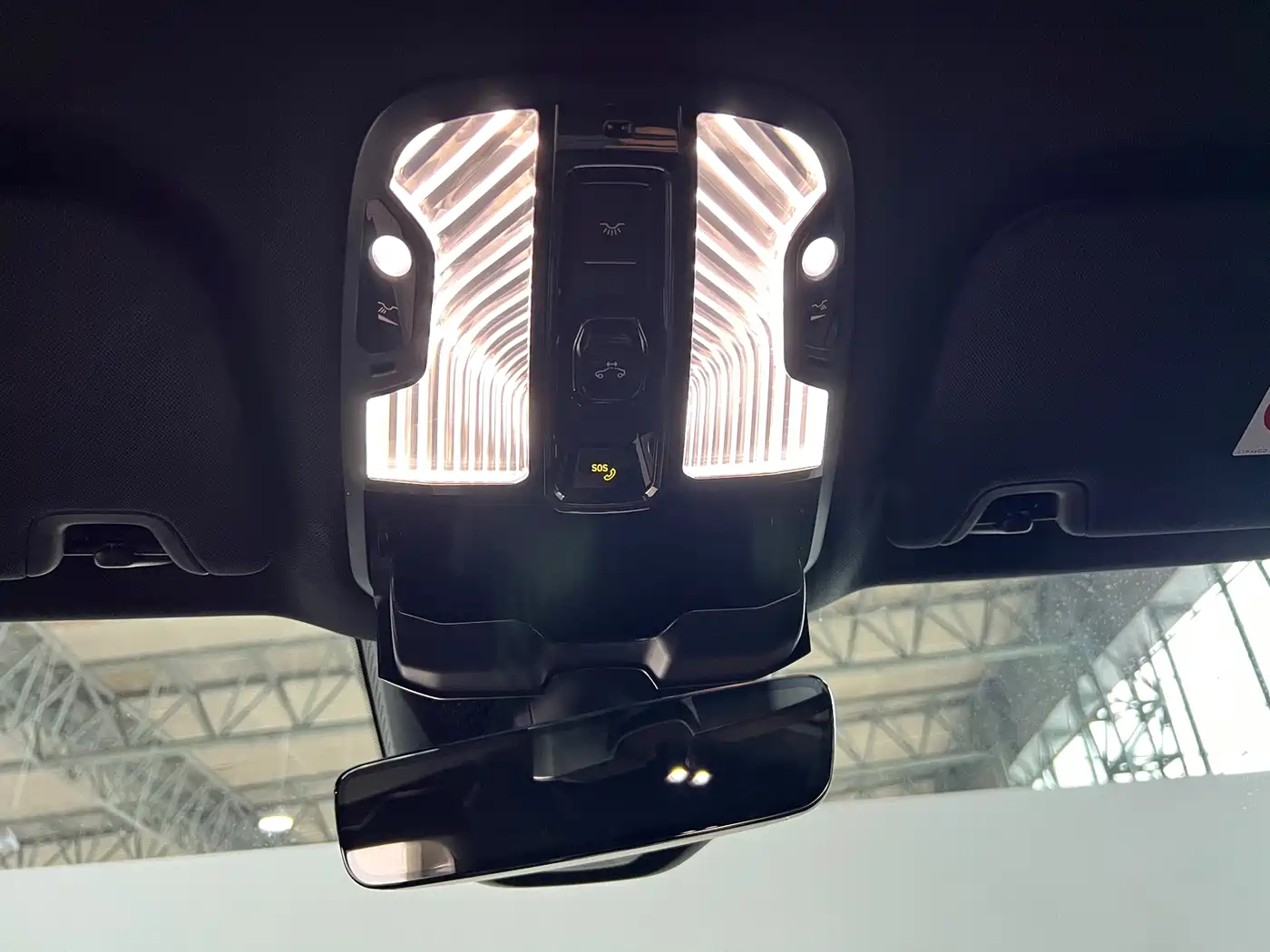 Lynk & Co 09 EM-P 2021 2.0T PHEV Halo 7-Seater фото 24