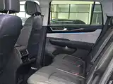 Photo 13 - Volkswagen Teramont