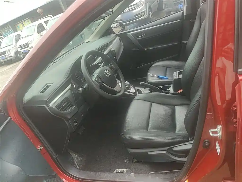 Toyota Levin 2016 Hybrid 1.8H GS E-CVT Elite Sunroof фото 15