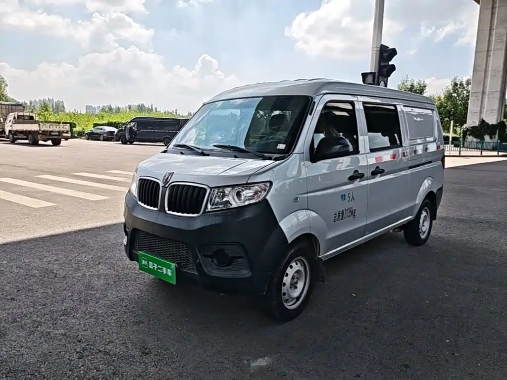 Jinbei Little Sea Lion X30 2024 2023 1.5L Super Comfort Van 2/5 Seats Non-AC SWC15M