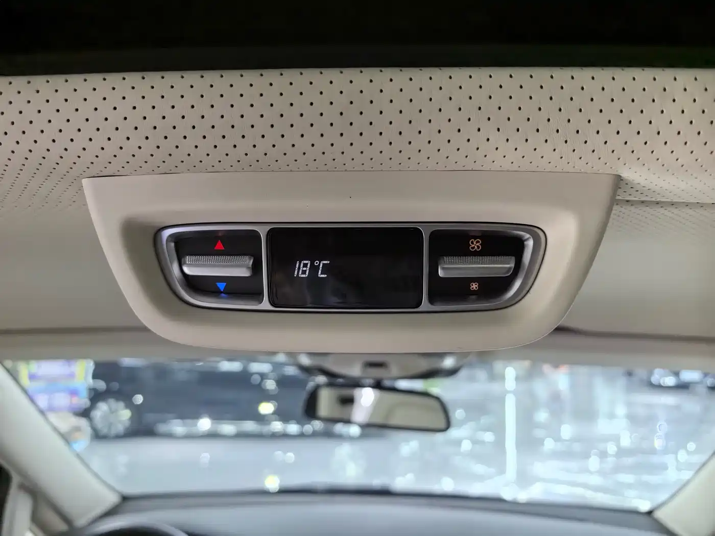 Mercedes-Benz V-Class 2021 V 260 Premium Edition фото 13