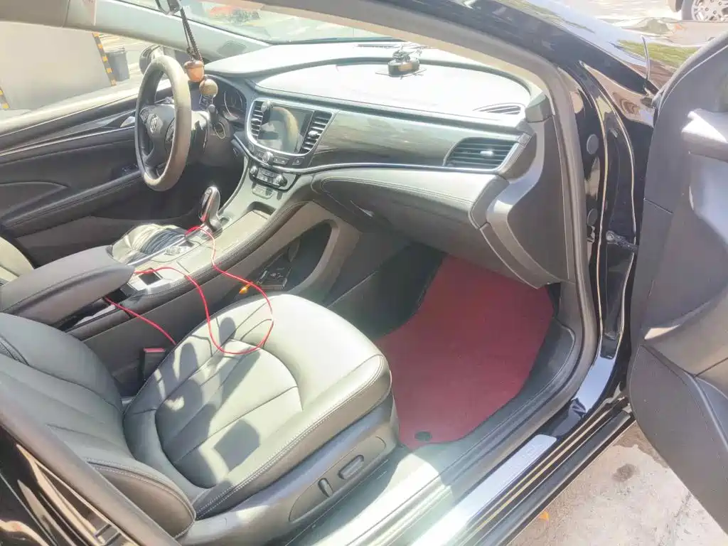 Buick Lacrosse, миниатюра 13
