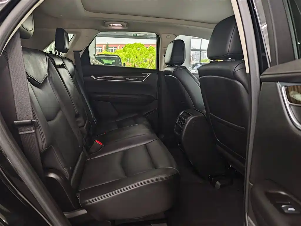 Cadillac XT5 2018 28T 4WD Luxury фото 15