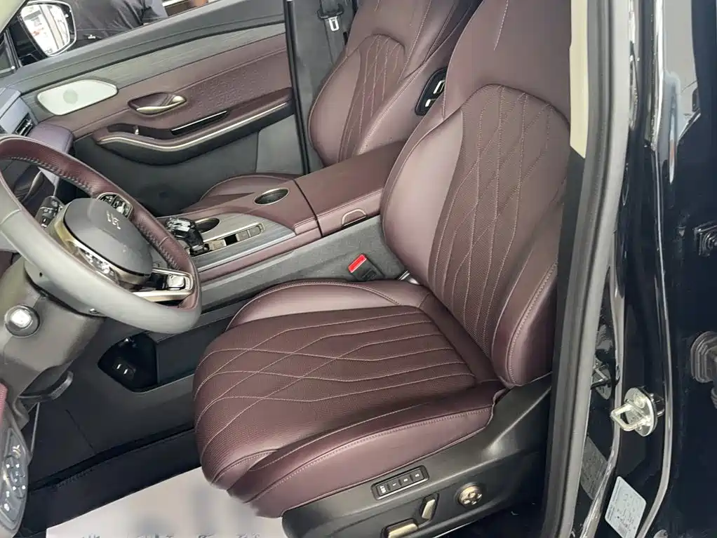Jetour X90 PRO 2024 2024 2.0T DCT Flagship 7-Seater
