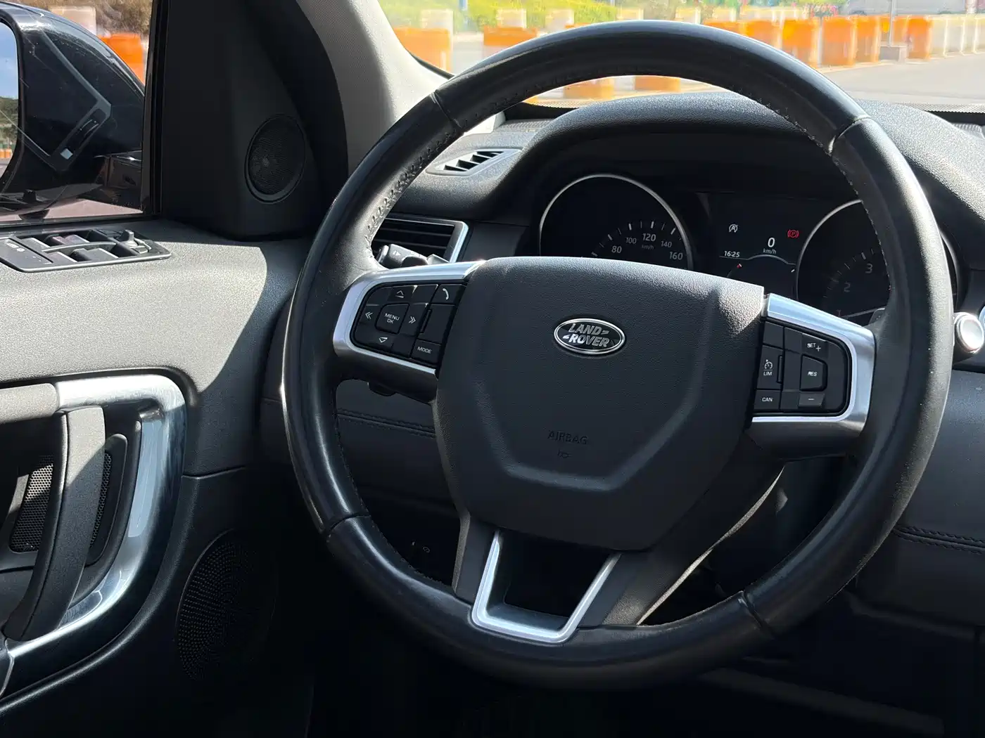 Фото 12 - Land Rover Discovery Sport