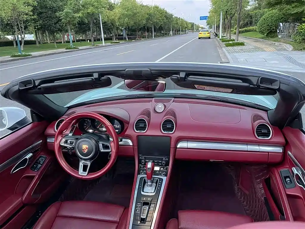 Porsche 718 2018 Boxster 2.0T фото 19