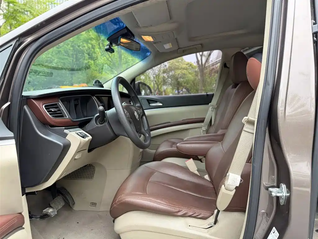 Buick GL8 2017 25S Comfort China V фото 4