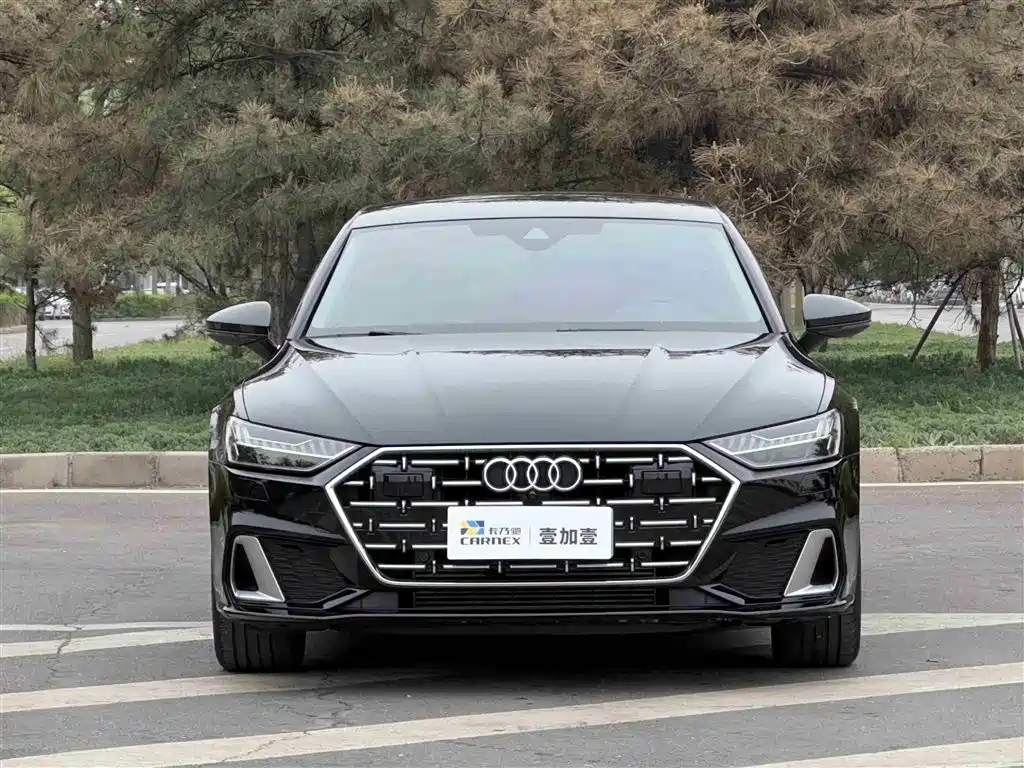 Audi A7L 2024 45 TFSI Luxury фото 2