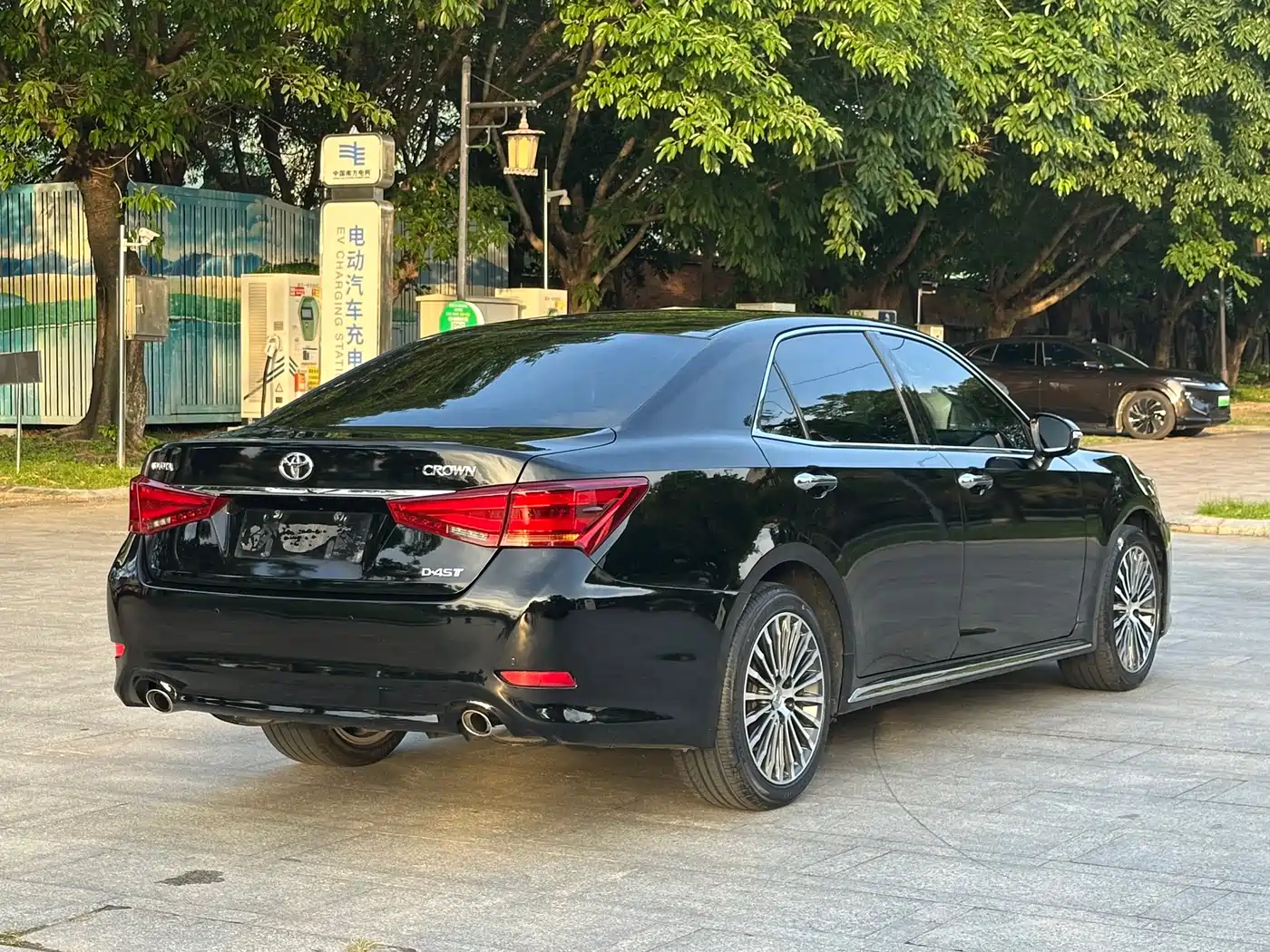 Toyota Crown 2018 2.0T Sport Edition фото 16