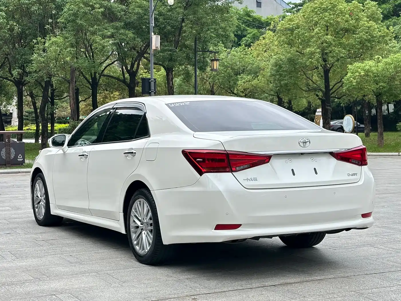 Toyota Crown 2017 2.0T Sport Edition фото 15