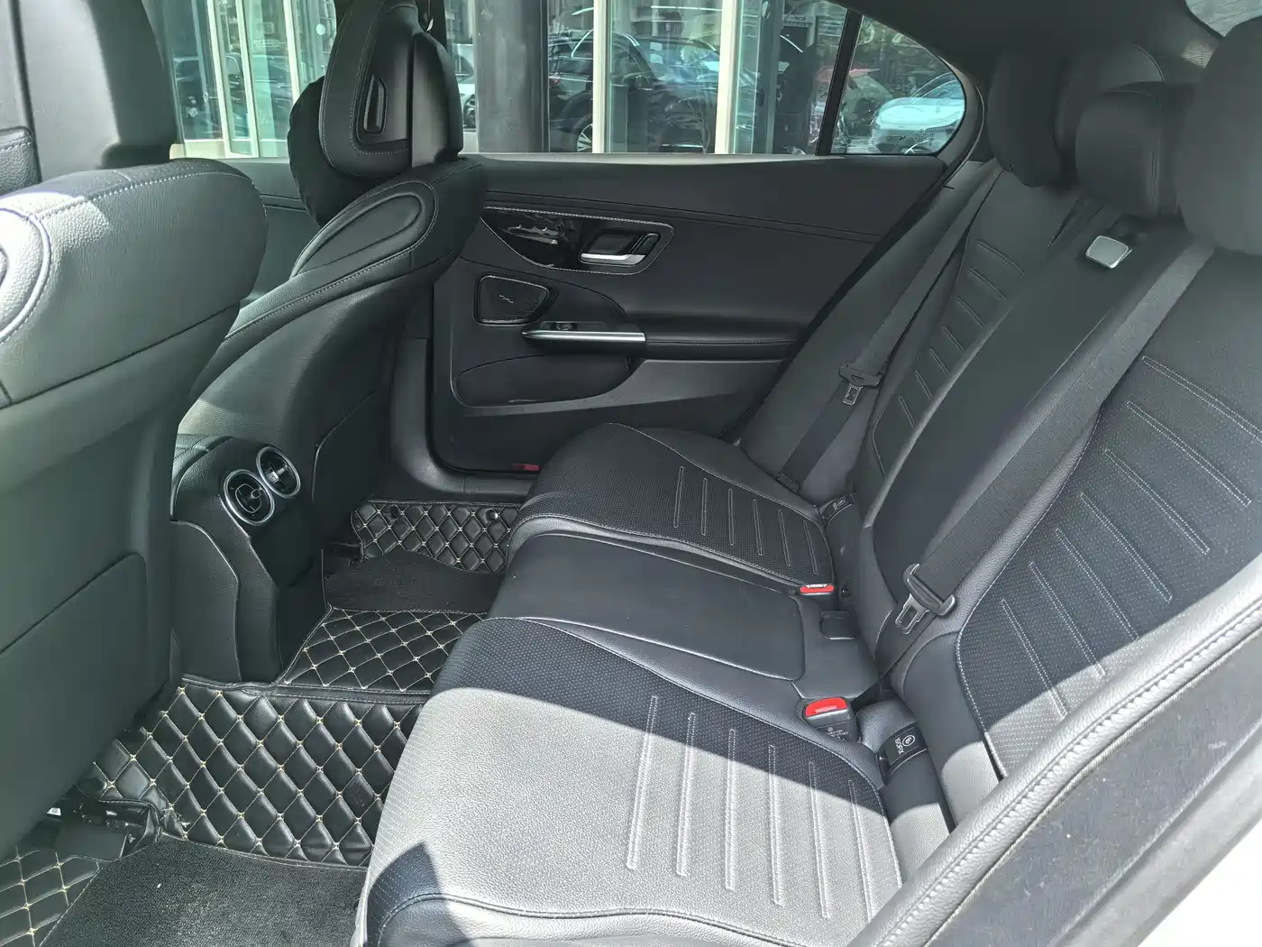 Mercedes-Benz C-Class 2024 C 260 L Sport фото 14