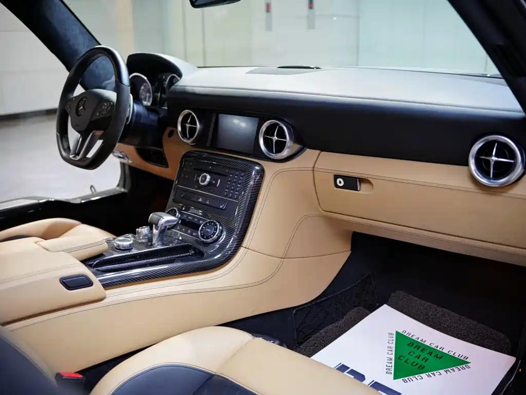 Mercedes-Benz SLS AMG 2013 2011 SLS AMG