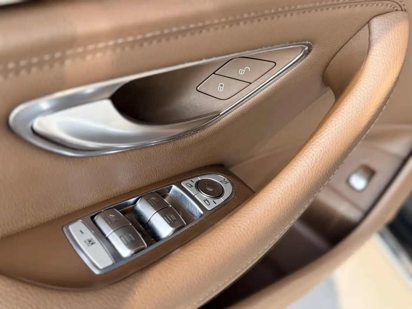 Mercedes-Benz E-Class 2022 Second Facelift E 300 L Luxury фото 21