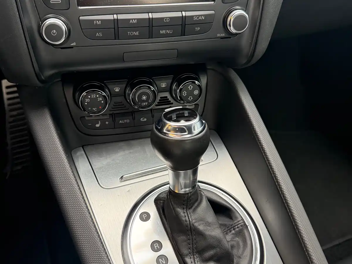 Audi TT 2008 Model TT Coupe 2.0TFSI фото 12