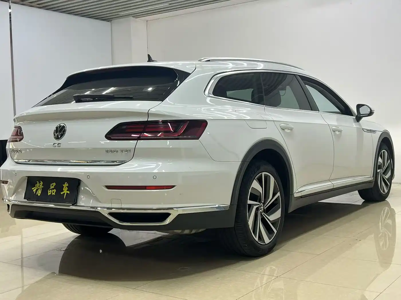 Volkswagen FAW-Volkswagen CC 2021 Shooting Brake 330TSI Hunter Edition фото 9