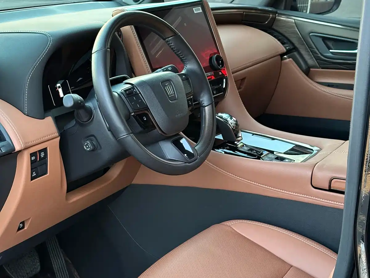 Фото 6 - Toyota Vellfire