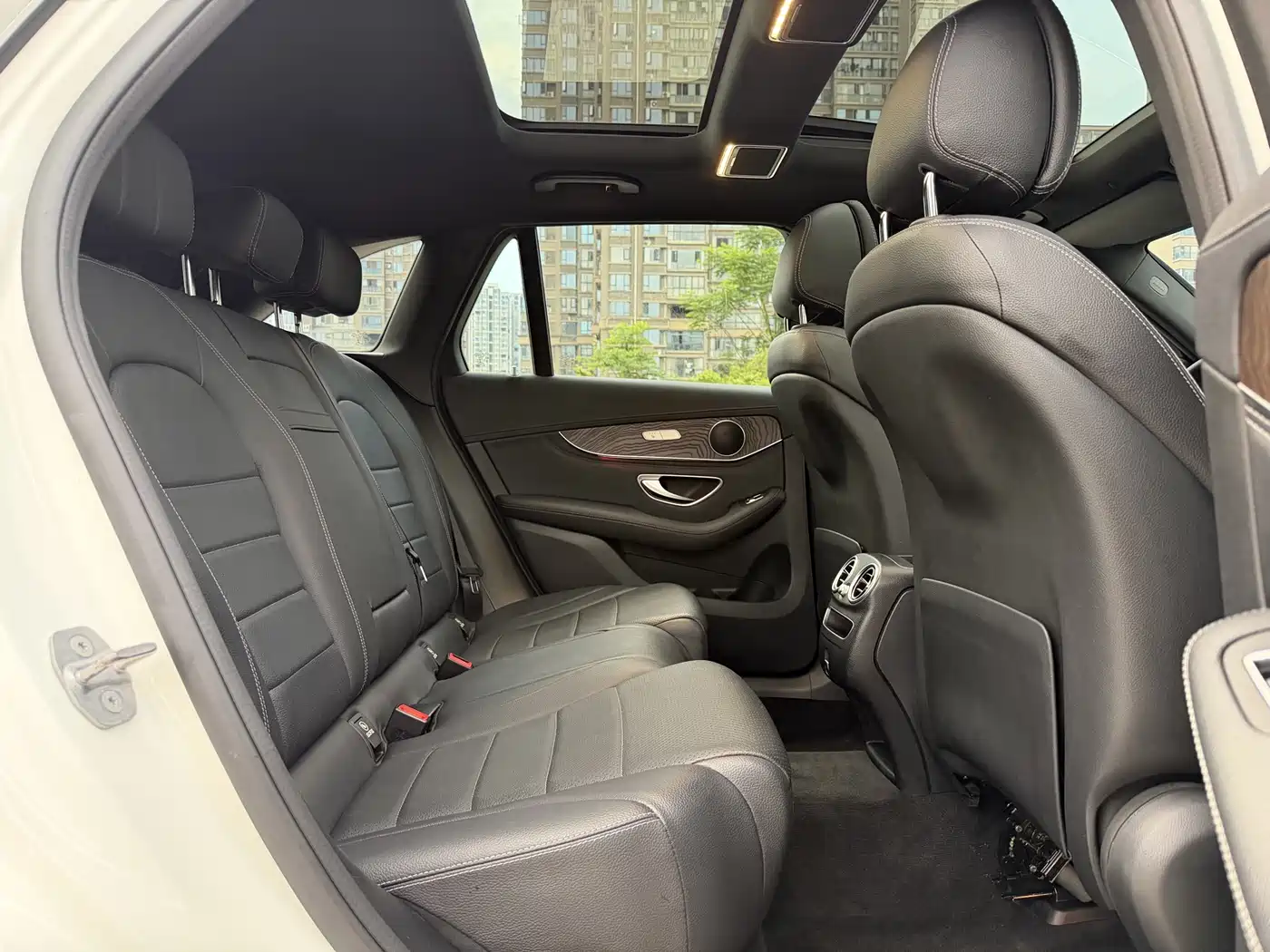 Mercedes-Benz GLC 2020 GLC 300 L 4MATIC Dynamic фото 13