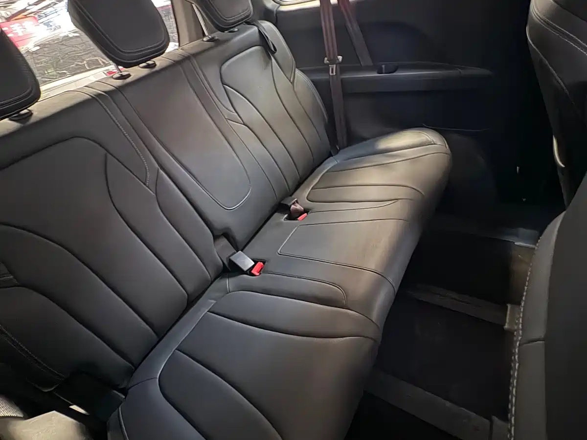 Photo 12 - SAIC Maxus Maxus G20