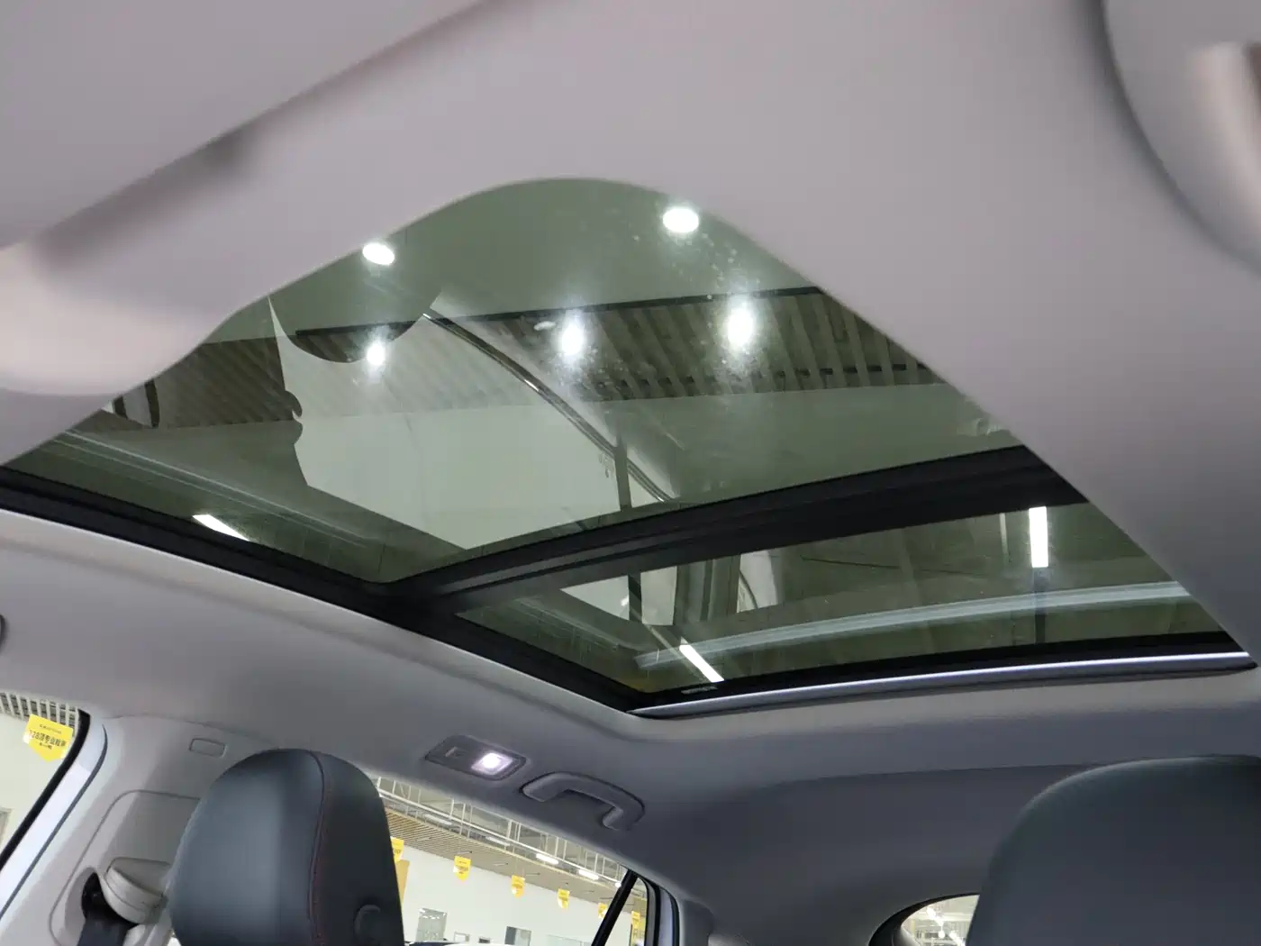 Volkswagen Tiguan X 2023 Facelift 330TSI FWD Flagship фото 16