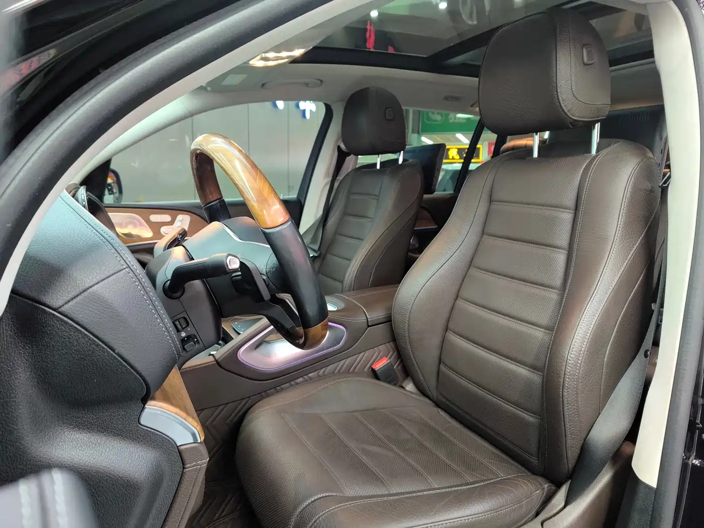 Mercedes-Benz GLS 2021 Facelift GLS 450 4MATIC Luxury фото 16