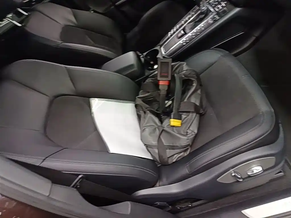 Porsche Macan 2016 Macan S 3.0T фото 25