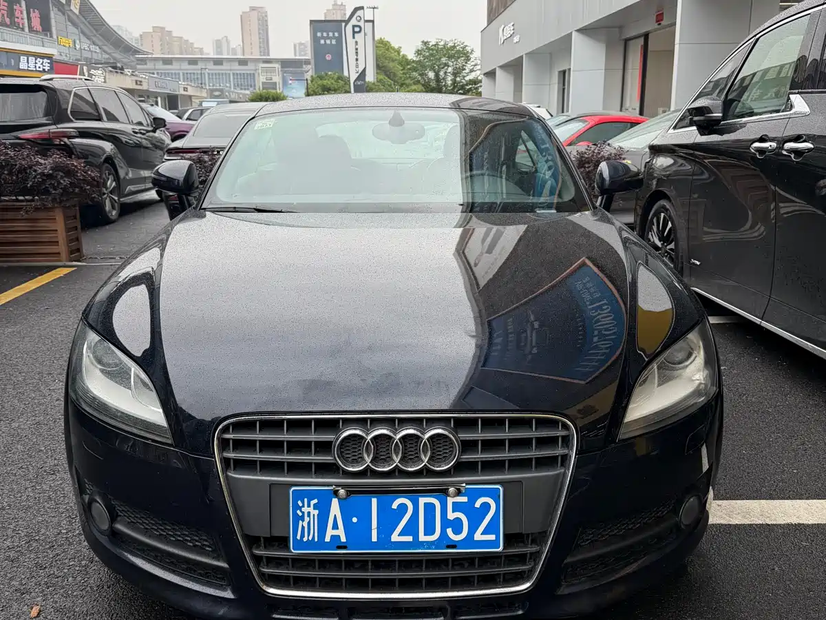 Audi TT 2008 Model TT Coupe 2.0TFSI фото 2