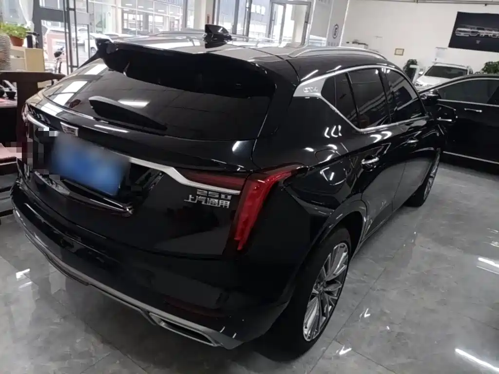 Cadillac GT4 2023 2023 25T Luxury Edition