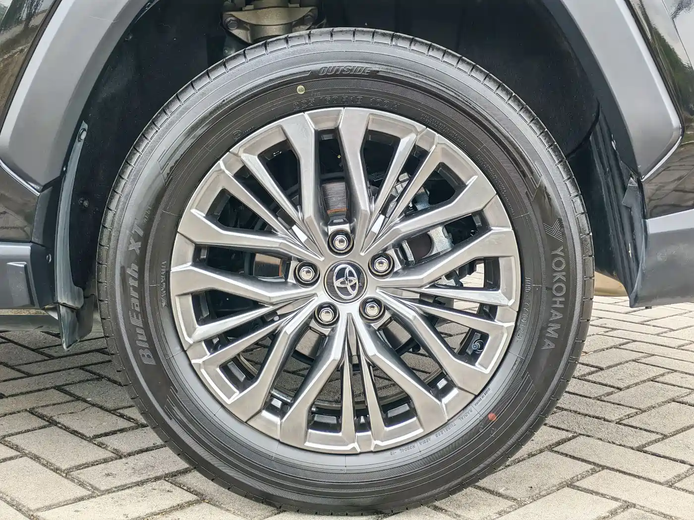 Toyota Wildlander 2024 2.0L CVT 2WD Luxury PLUS Edition фото 7