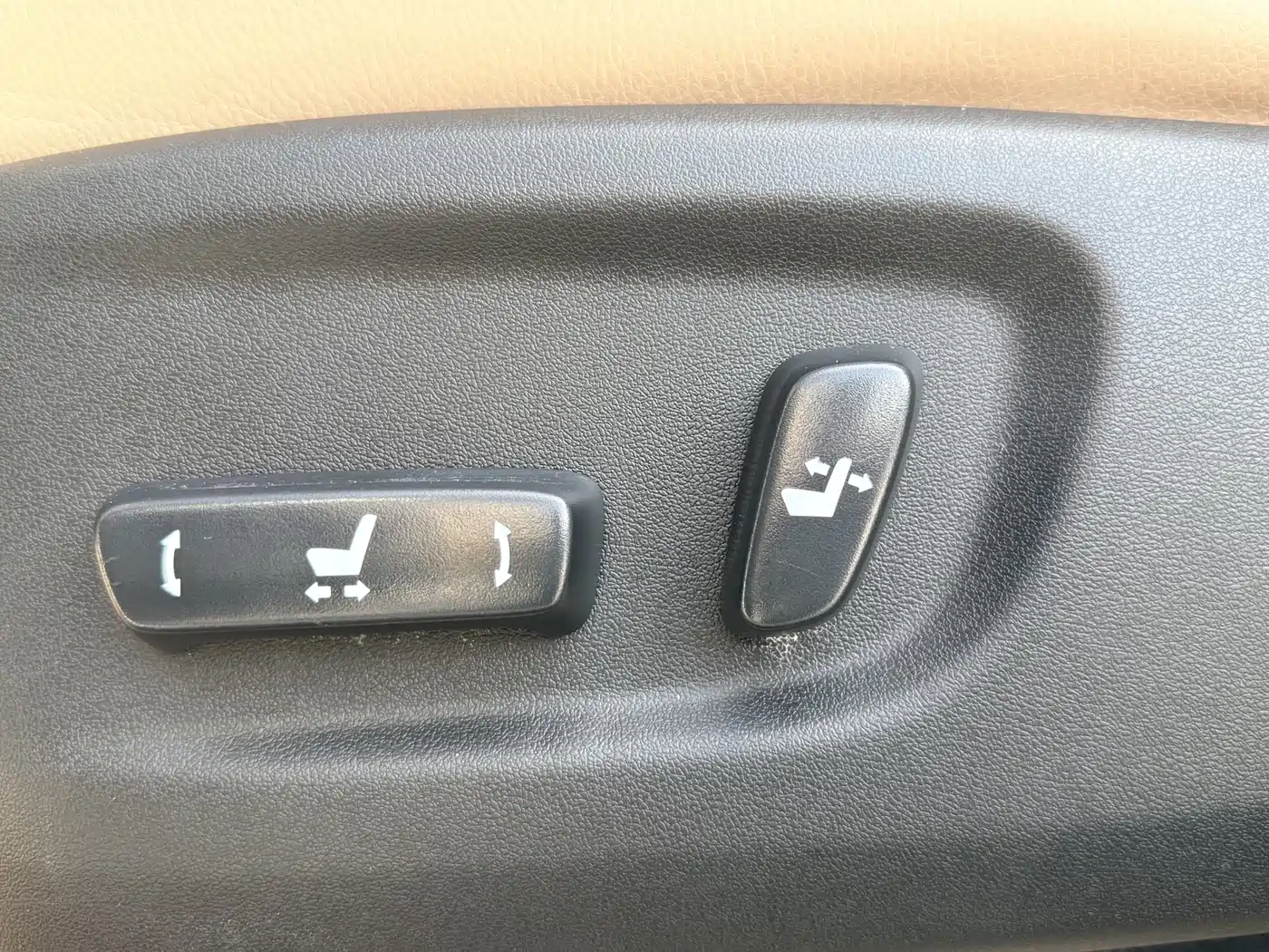 Toyota RAV4 Rongfang 2013 2.0L CVT 4WD Pioneer фото 20