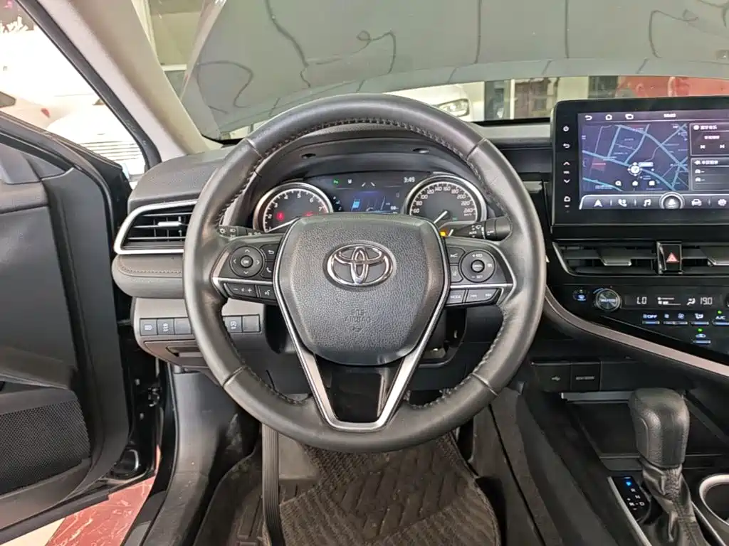 Photo 11 - Toyota Camry