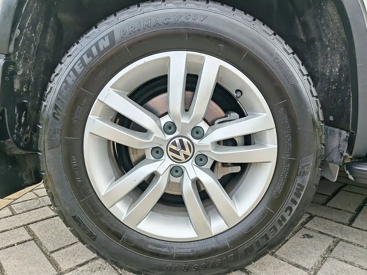 Volkswagen Tiguan 2015 1.8TSI Automatic 2WD Trendline фото 14