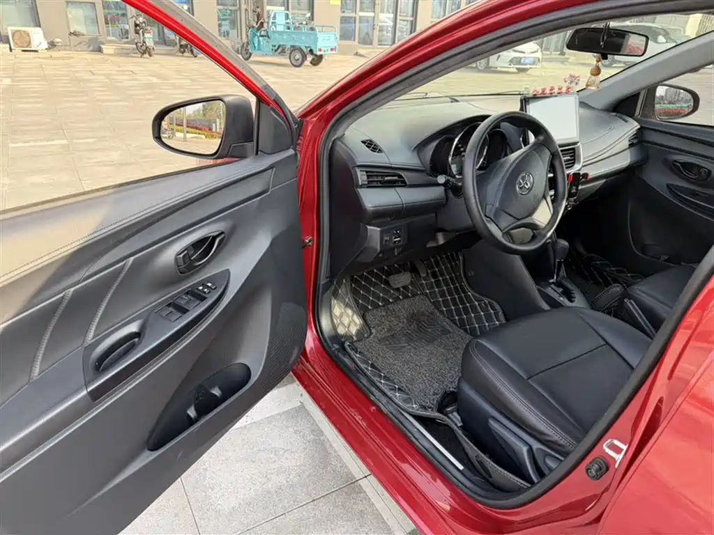 Toyota YARiS L Zhi Xiang 2020 1.5L CVT Leading Edition фото 13