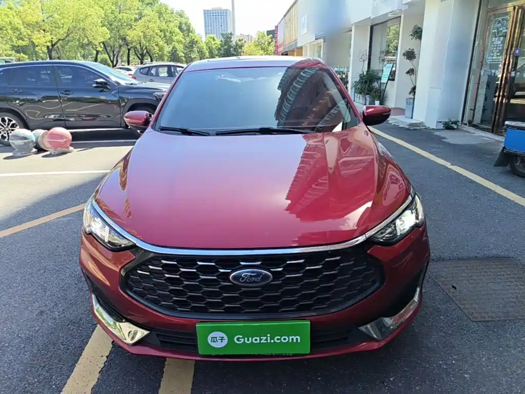 Ford Escort 2022 2021 1.5L Automatic Diamond Edition