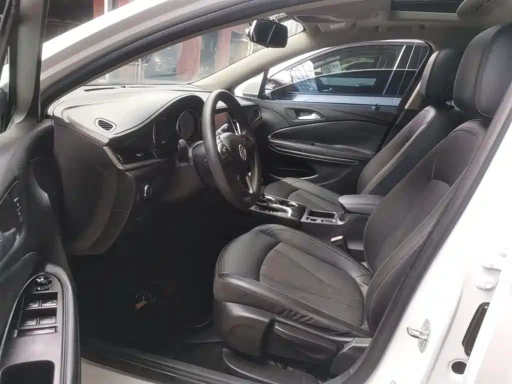 Buick Verano 2015 Sedan 20T Dual-clutch Leading фото 16