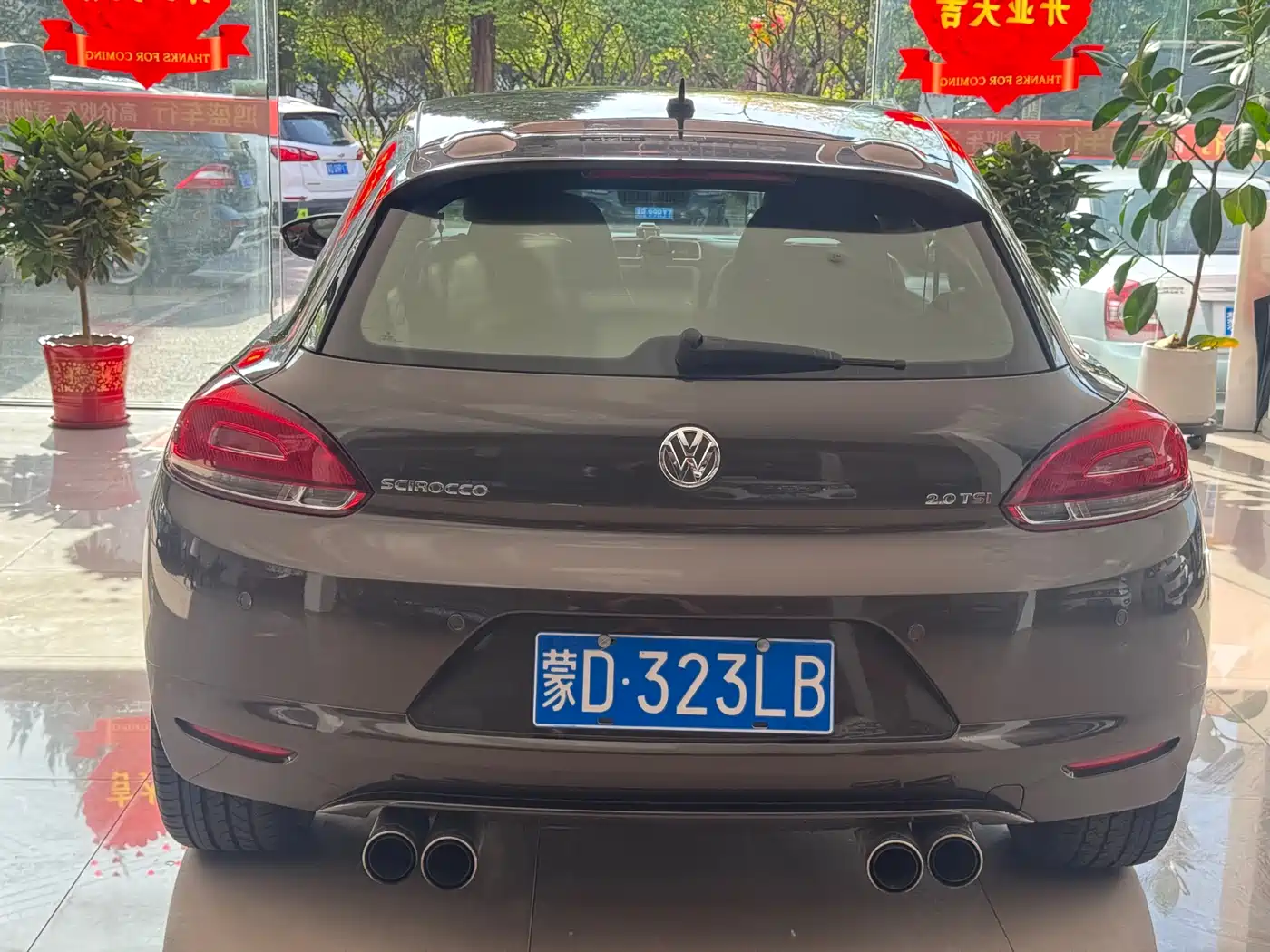 Volkswagen Scirocco 2011 2.0TSI Luxury фото 4