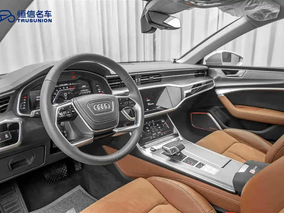 Audi A7L 2024 45 TFSI Luxury фото 12