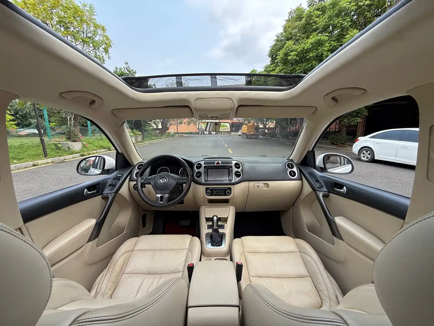 Volkswagen Tiguan 2012 1.8TSI Automatic 4WD Elite Edition фото 15