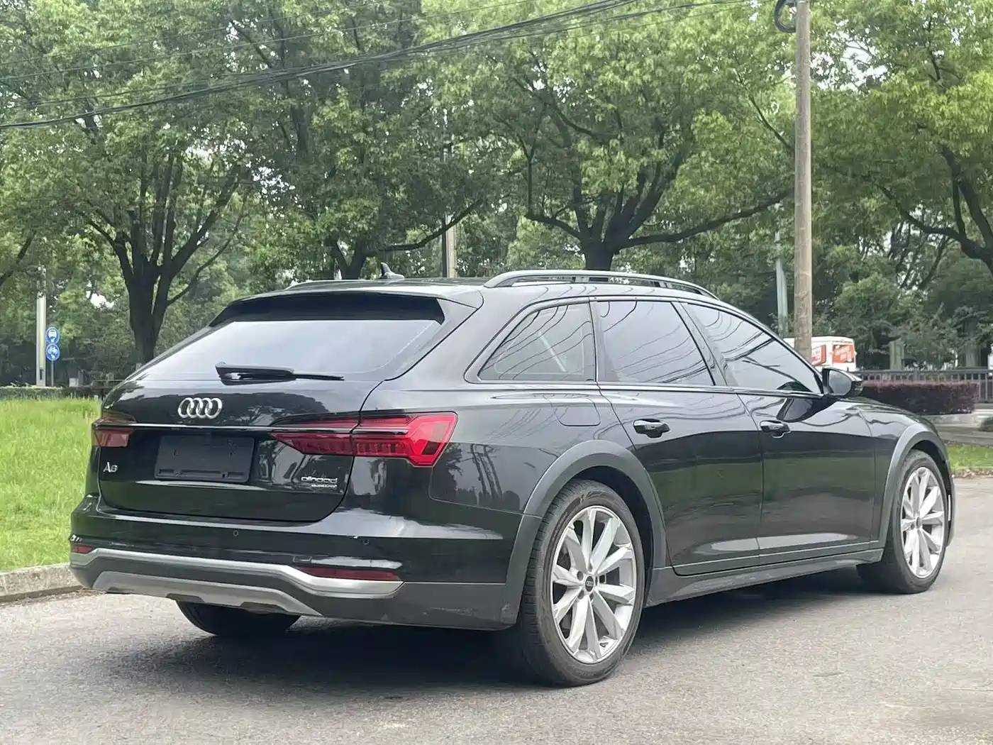 Audi A6 (Import) 2021 allroad quattro Explorer 55 TFSI Premium Off-road фото 21