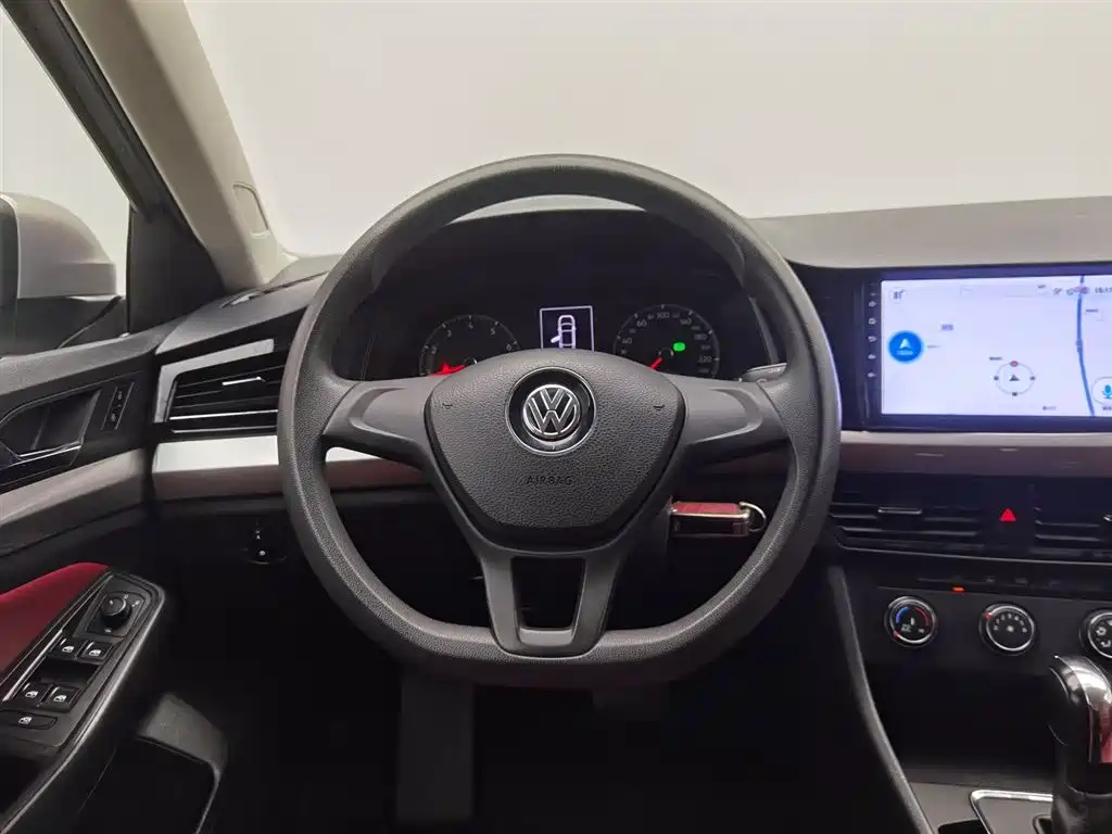 Volkswagen Bora 2019 1.5L Auto Fashion Model фото 11