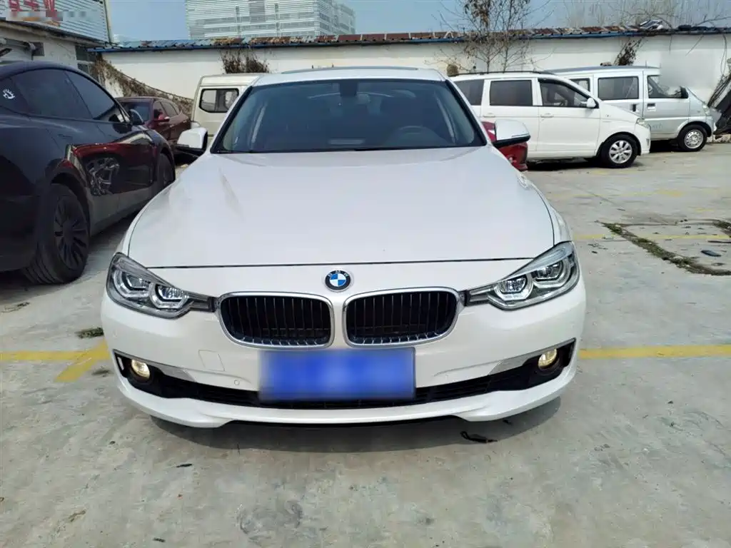 BMW 3 Series 2017 320Li Fashion фото 3