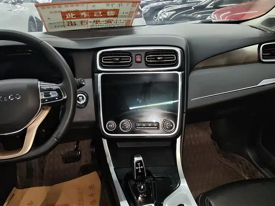 Lynk & Co 01 2017 2.0T 2WD Pro Version фото 13