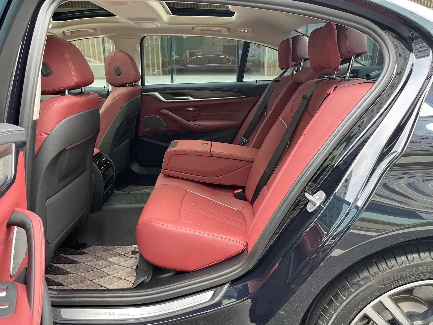 BMW 5 Series 2022 530Li Leading Luxury Package фото 20