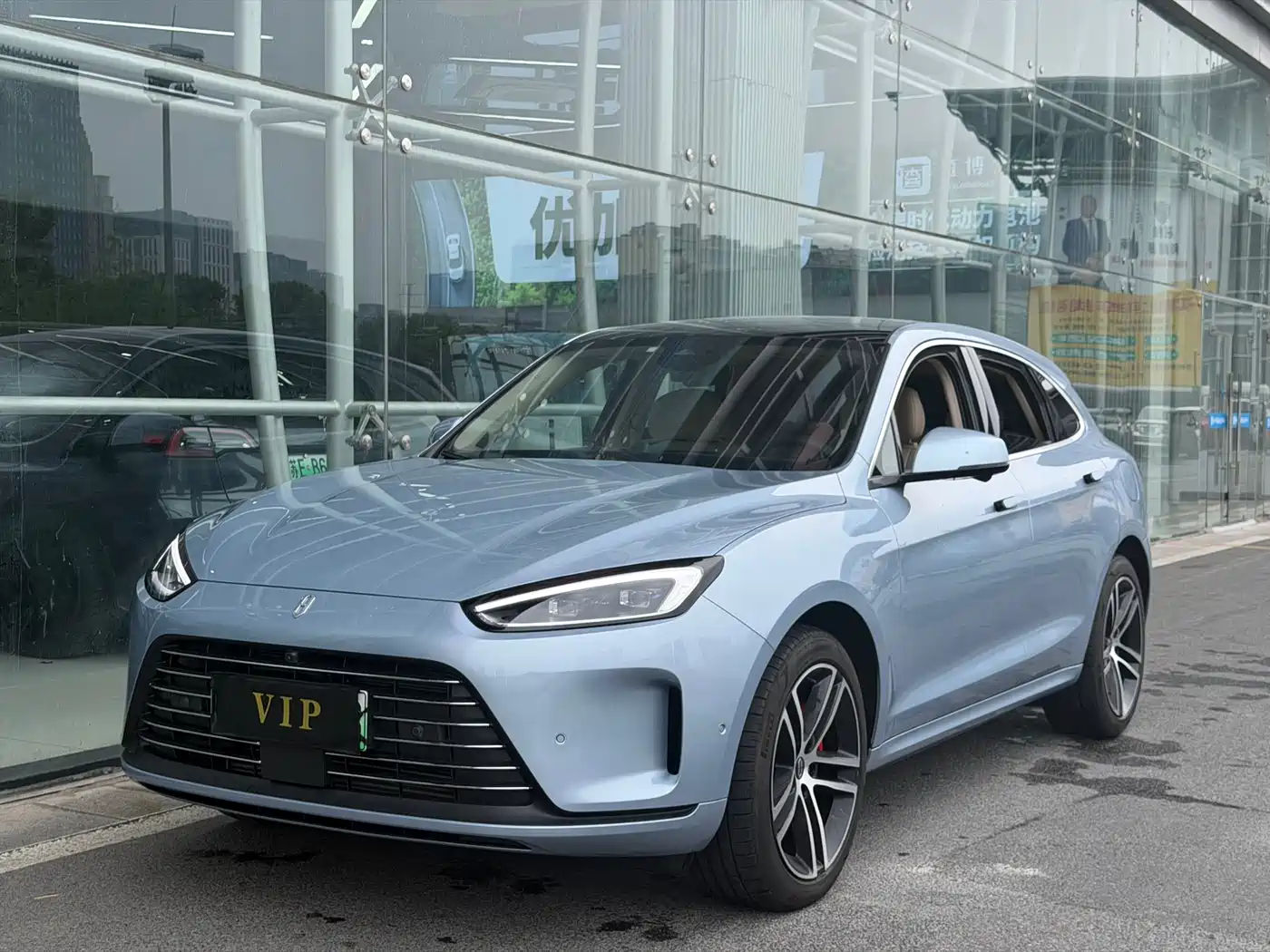 AITO Wenjie AITO M5 2023 Extended Range AWD Standard Edition