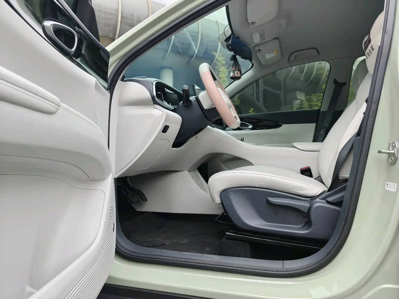 Geely Galaxy Starry Wish 2025 310km Dream Edition фото 13