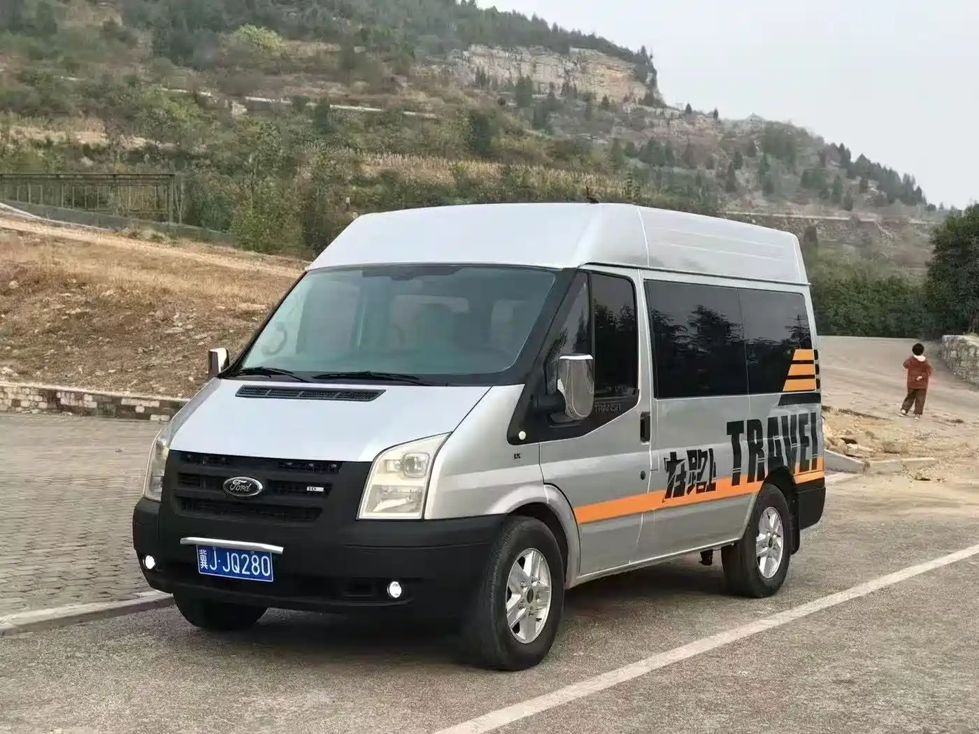 Ford New Generation Transit 2012 2013 2.4T Diesel Economy Logistics Short Wheelbase Medium Roof China III